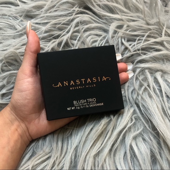 ANASTASIA BEVERLY HILLS BLUSH TRIO - Picture 1 of 4